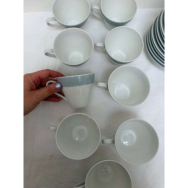 Gray Mid-Century Model Secunda Grey Coffee Service Shape 2000 by Raymond Loewy for Rosenthal Studio Line, Set of 34 For Sale - Image 8 of 10