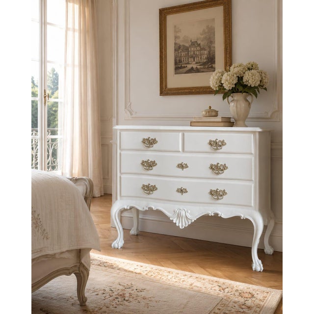 Rococo Mid 20th Century Portuguese Dom João v Attributed White Lacquered Dresser | Baroque Rococo Influence | Gold Brass Hardware For Sale - Image 3 of 3