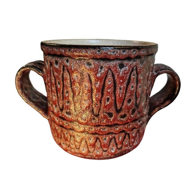 At Maisons Rares, every piece is personally curated: beautiful historical objects from famous French designers and...