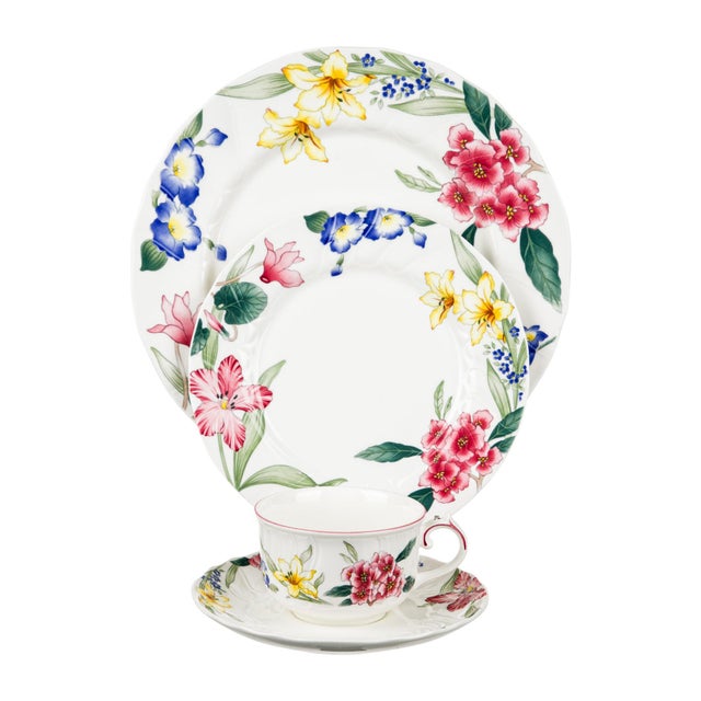 Mid 20th Century Villeroy & Boch Flora Bella Tableware China Set - Set ...
