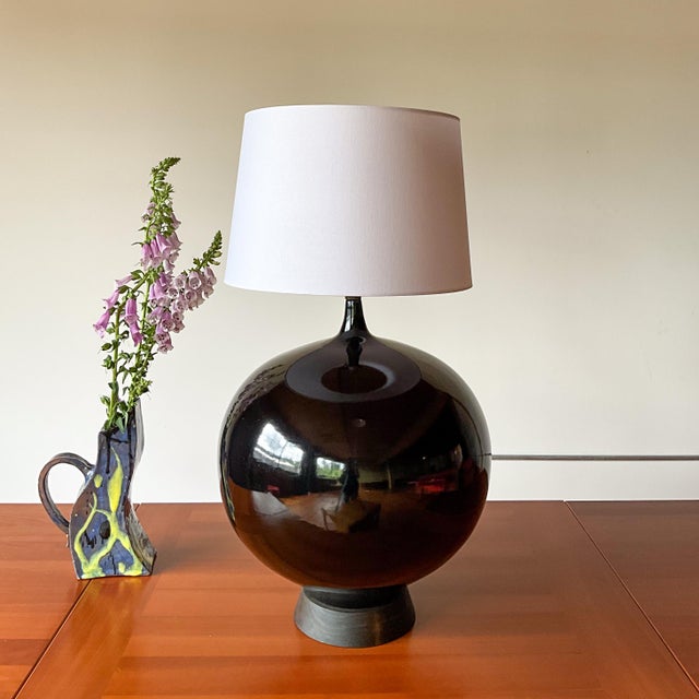Mid 20th Century Mid Century Modern XL Black Ceramic and Walnut Sphere Table Lamp For Sale - Image 4 of 14