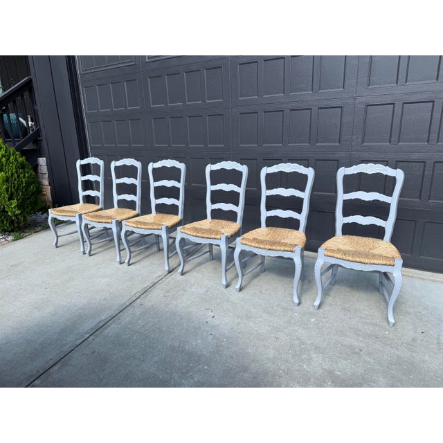 Late 20th Century French Country Ladder Back Rush Seat Dining Chairs – Set of 6 For Sale In Atlanta - Image 6 of 9