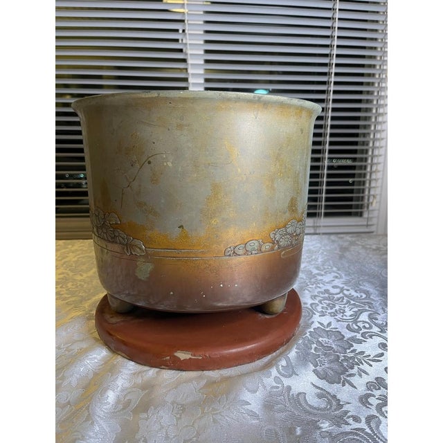 Large Antique Japanese Meiji Bronze Hibachi - Signed Artist Seal - Gump's SF 10x For Sale - Image 9 of 12