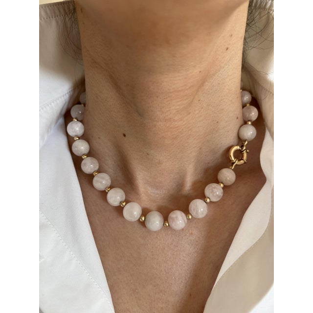 Light Pink Rose Quartz Round Circle Sphere Beads 14 Karat Yellow Gold Bead Short For Sale - Image 4 of 10