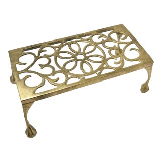 Vintage Brass Riser Fireplace Trivet Stand With Ornate Pierced Scrollwork – Footed Hot Plate, Plant Stand or Small Tabletop Riser For Sale