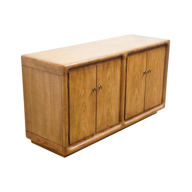 THOMASVILLE FURNITURE Forecast Collection Solid Oak Contemporary 54" Buffet Cabinet 12221-110 29.5" High 54.5" Wide 18"...