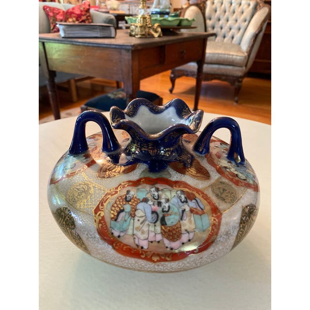 Japanese Kutani Japanese 3 Leg Porcelain Vase For Sale - Image 3 of 14