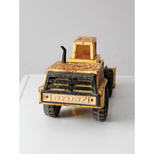Vintage NYLint Metal Front Loader Toy Truck For Sale - Image 10 of 13