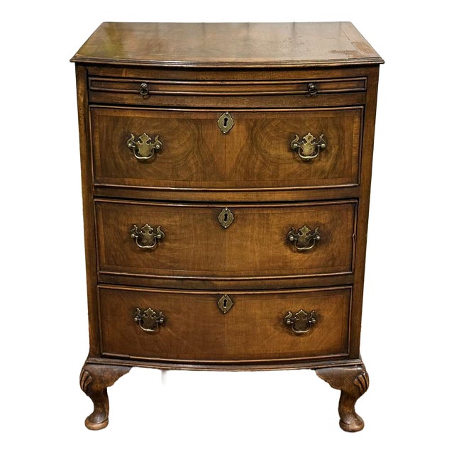 Vintage English Walnut Chest of Drawers, 1950s For Sale