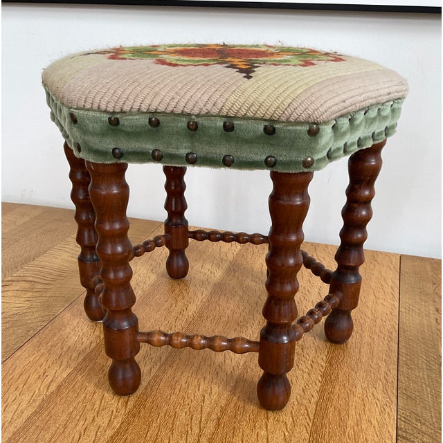 Charming, tactile, and full of personality! This 20th-century Scandinavian oak stool is the perfect blend of classic...