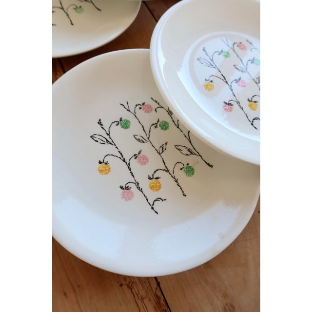 Vintage Earthenware Dinner Plates with Marie-Claire Pattern from Gien, 1950s, Set of 6 For Sale - Image 4 of 8