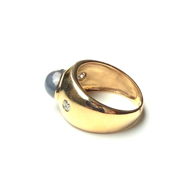 2020s 14k Yellow Gold Gia Certified Natural Star Sapphire & Diamond Three-Stone Ring, Size 6.5 For Sale - Image 5 of 9