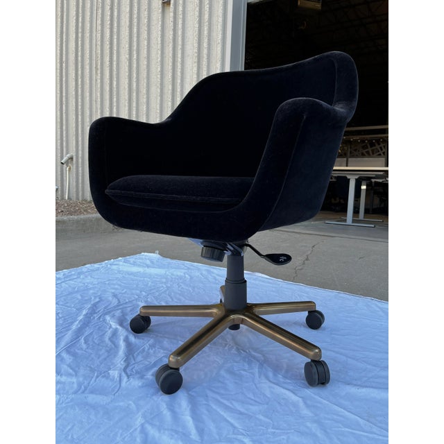 Ward Bennett ‘Bumper’ Chair for Geiger International For Sale In Denver - Image 6 of 12