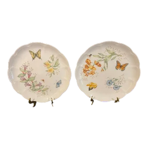 Pair of Vintage Lenox Dinner Plates in Butterfly Meadow Series Featuring the Artwork of Laurie Le Luyer