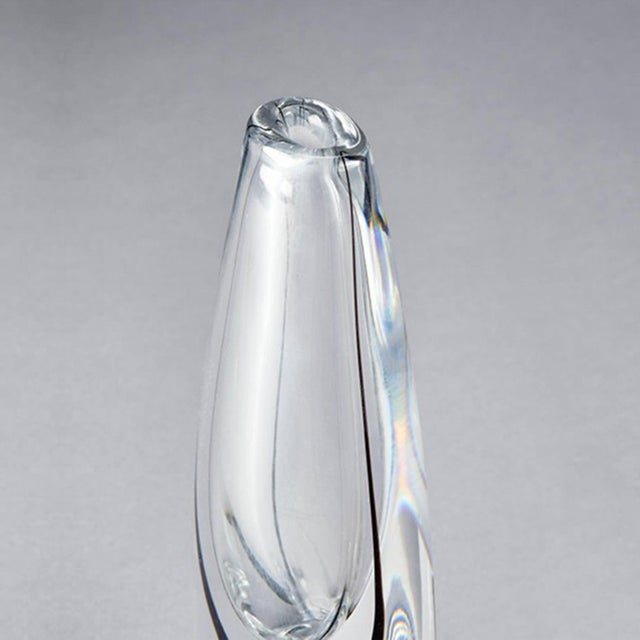 Mid-Century Modern Glass Vase by Vicke Lindstrad, for Kosta Sweden 1950's For Sale - Image 3 of 5