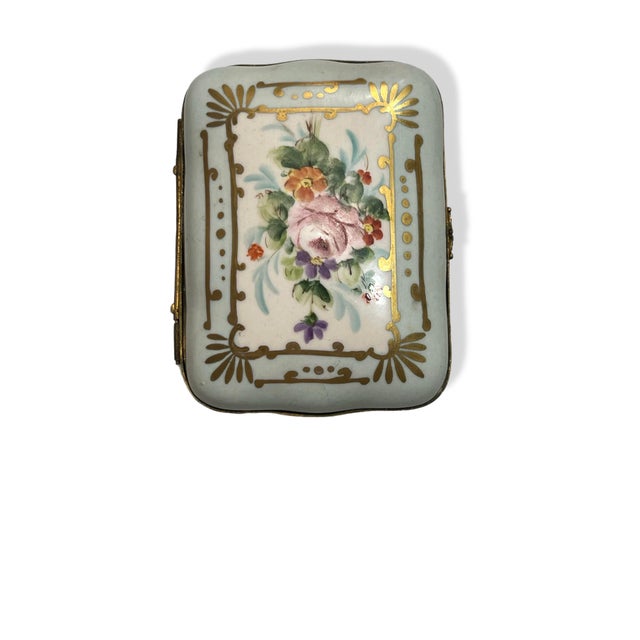 Late 20th Century Vintage Limoges Porcelain Peint Main Light Blue & Gold Floral Dresser Trinket Box For Sale - Image 5 of 11