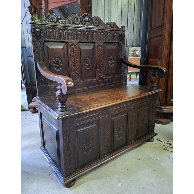19th Century Renaissance Carved Wooden Storage Bench For Sale - Image 5 of 11