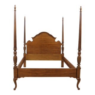 Thomasville Queen Size Poster Bed in Walnut Oak Finish For Sale