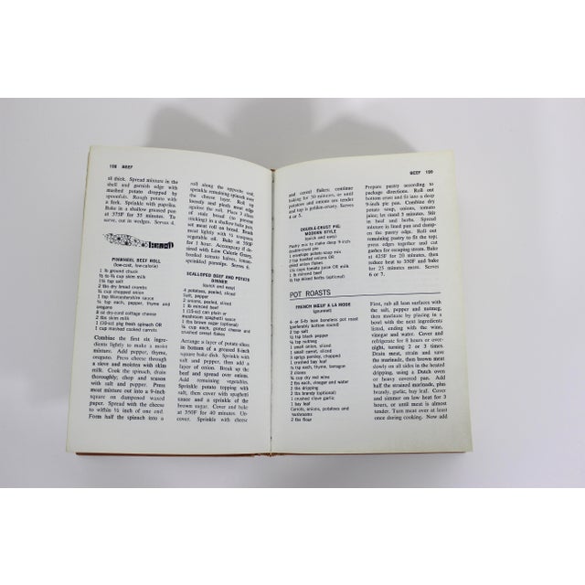 Brown 1967 Chatelaine Cookbook the Definitive Canadian Cookbook Retro Kitchen Decor, Old Linen Hardcover Gift Foodie For Sale - Image 8 of 11