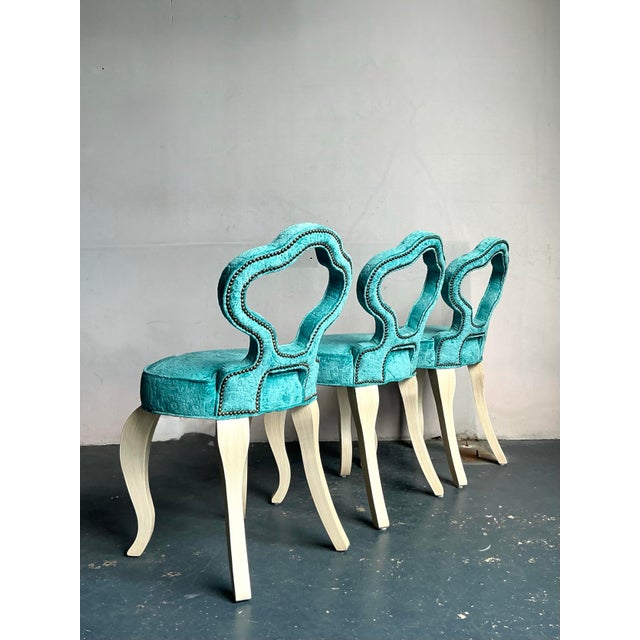 Vintage Regency Keyhole Barstools - Set of 3 For Sale In West Palm - Image 6 of 9