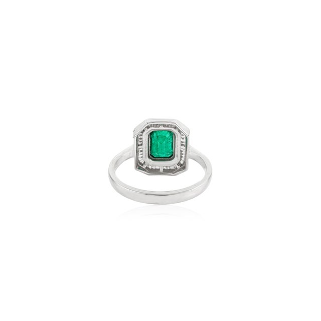 Metal VRJewels Emerald Cut Emerald & Baguette Diamond Halo Ring Size 5.5 in 14k White Gold For Sale - Image 7 of 14