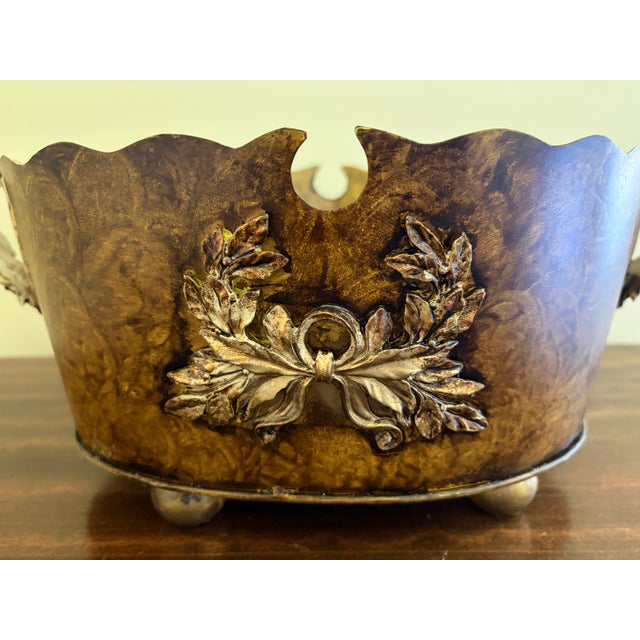 Brown Vintage Neoclassical Faux Bois Tole Cachepot With Laurel Wreath Mounts For Sale - Image 8 of 11