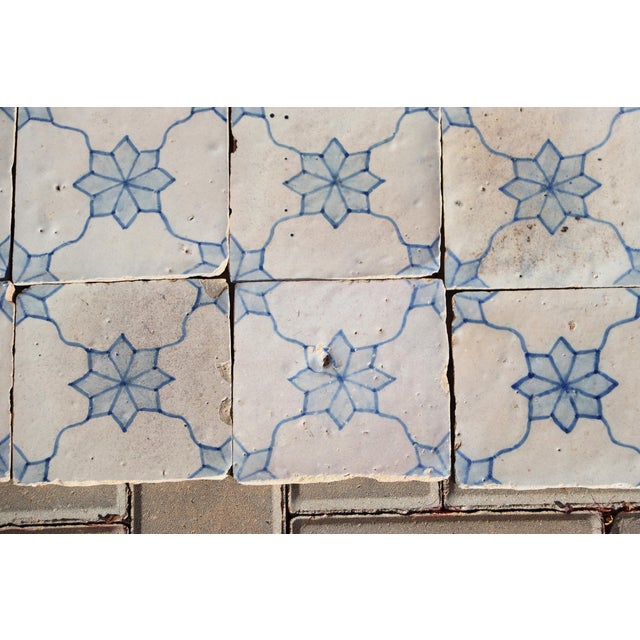 Antique 18th Century Set of 46 Portuguese Tiles Rare Floral Baroque Pattern For Sale - Image 4 of 18