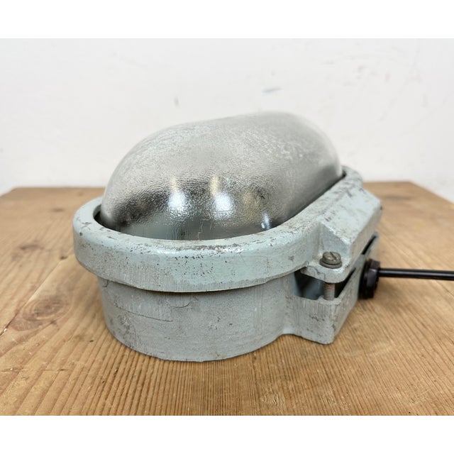 Industrial Cast Aluminium Wall Light with Frosted Glass from Elektrosvit, 1970s For Sale - Image 11 of 16