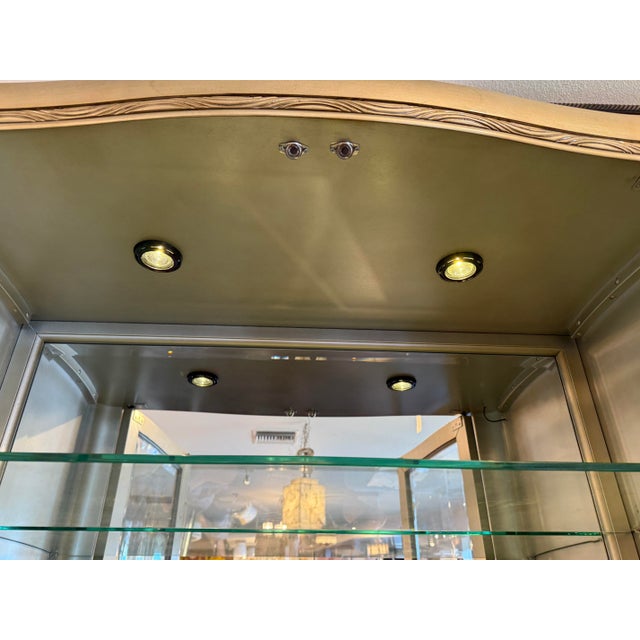 Sofia Vergara La Reina Lighted Curio Cabinet For Sale - Image 9 of 12