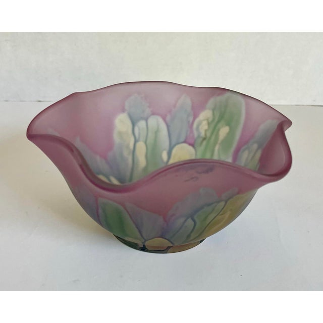 Glass Hand-Painted Nouveau Art Glass Ruffled Bowl in Amethyst & Iridescent Pastels For Sale - Image 7 of 8