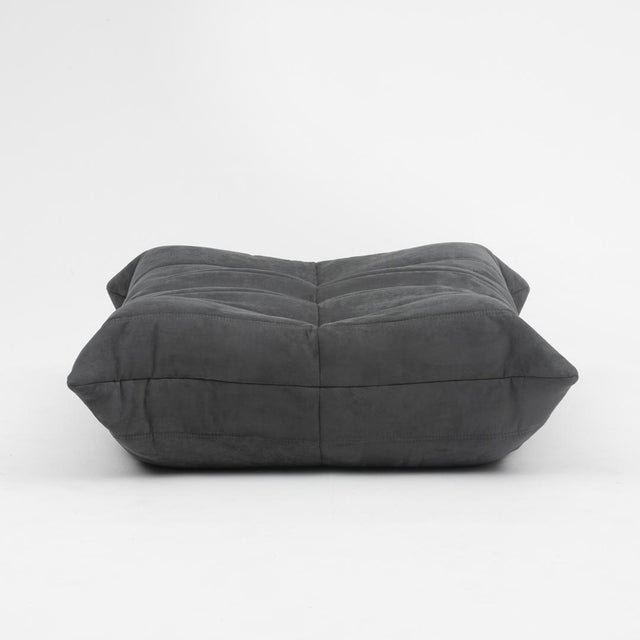 Togo Lounge Chair and Pouf in Black Fabric by Michel Ducaroy for Ligne Roset, 1973, Set of 2 For Sale - Image 11 of 18