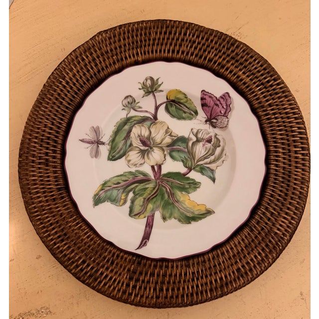 Rustic European Chelsea Plates Botanical Design by Mottahedeh for Metropolitan Museum of Art - Set of 4 For Sale - Image 3 of 12