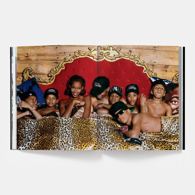 Grace Thirty Years of Fashion at Vogue For Sale - Image 9 of 11