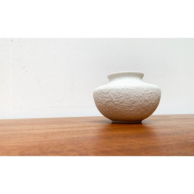 Mid-Century German Ceramic Vase from Porzellanfabrik Metzler & Ortloff, 1960s For Sale - Image 13 of 17