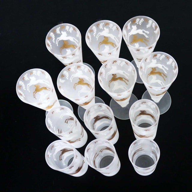 Libbey Glass Co. Mid-Century Modern Cavalcade by Libbey Galloping Horse Cocktail Glasses Gold White Pilsner Tom Collins For Sale - Image 4 of 13