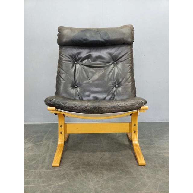 Siesta Lounge Chair in Leather attributed to Ingmar Relling, Norway, 1970s For Sale - Image 11 of 16