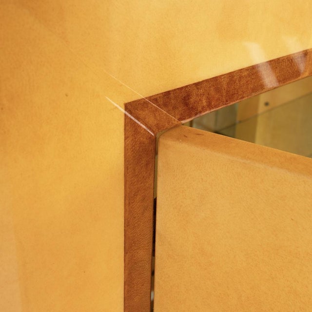Italian Goatskin Parchment Bar Cabinet by Giorgio Tura and Nucci Valsecchi for Tura, 1970 For Sale - Image 18 of 18