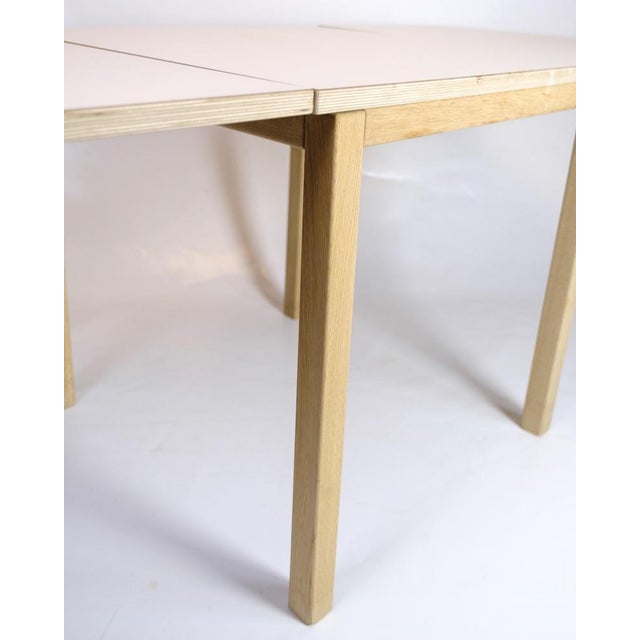 Model 517 Flap Table in Oak with White Laminate Top For Sale - Image 5 of 13