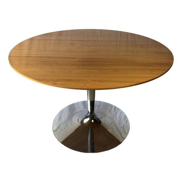 1990s Attributed Calligaris Walnut and Chrome Tulip Table For Sale