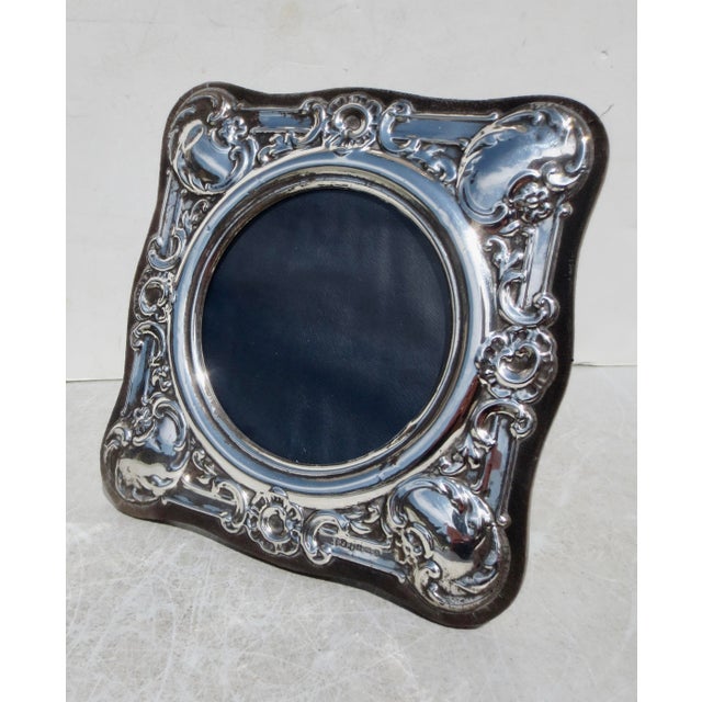 Traditional Sterling Silver Edwardian Style Photo Frame. For Sale - Image 3 of 8