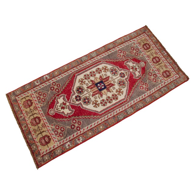 1970s Hand Made Small Turkish Rug. DoorMat Entry Decor Kitchen Mat Baht Mat - 18'' X 37'' For Sale - Image 4 of 12