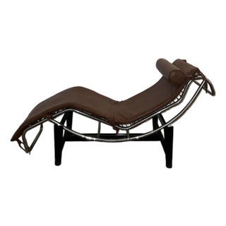 Vintage Design Within Reach Lc4 Chaise Lounge in Brown Saddle Leather in the Manner of Perriand and Le Corbusier For Sale