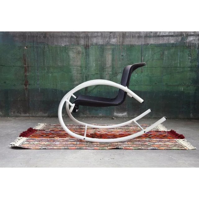 Metal and Black Leather Ellipse Rocking Chair by Les Amisco, 1980s For Sale - Image 3 of 9