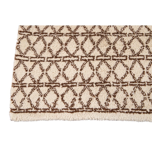 Ivory 21st Century Contemporary Ivory Moroccan Tribal Wool Rug For Sale - Image 8 of 13