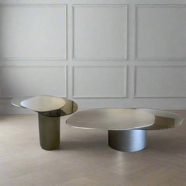 Modern Irregular Kaylee Coffee Table in Matte Silver For Sale In Los Angeles - Image 6 of 7