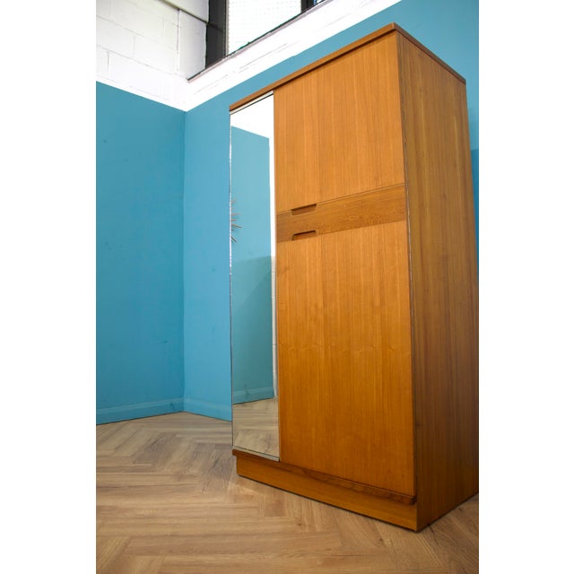 1960s Mid-Century Modern Teak Wardrobe from Uniflex, 1960s For Sale - Image 5 of 12