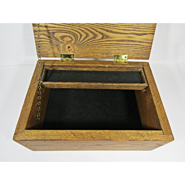 1970s Vintage Large Oak Wood Jewelry Storage Keepsake Box For Sale In Austin - Image 6 of 10