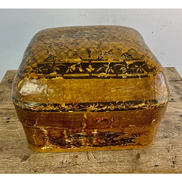 Chinese 19th C. Chinese Papier Mache Box For Sale - Image 3 of 13