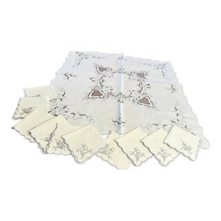 Art Deco Linen Tablecloth 32" X 33" , 10 Napkins C1930 Cream With Gray Trim Pristine For Sale