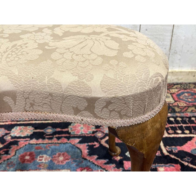 English Chippendale Dressing Stool in Beech, 1950s For Sale - Image 3 of 9